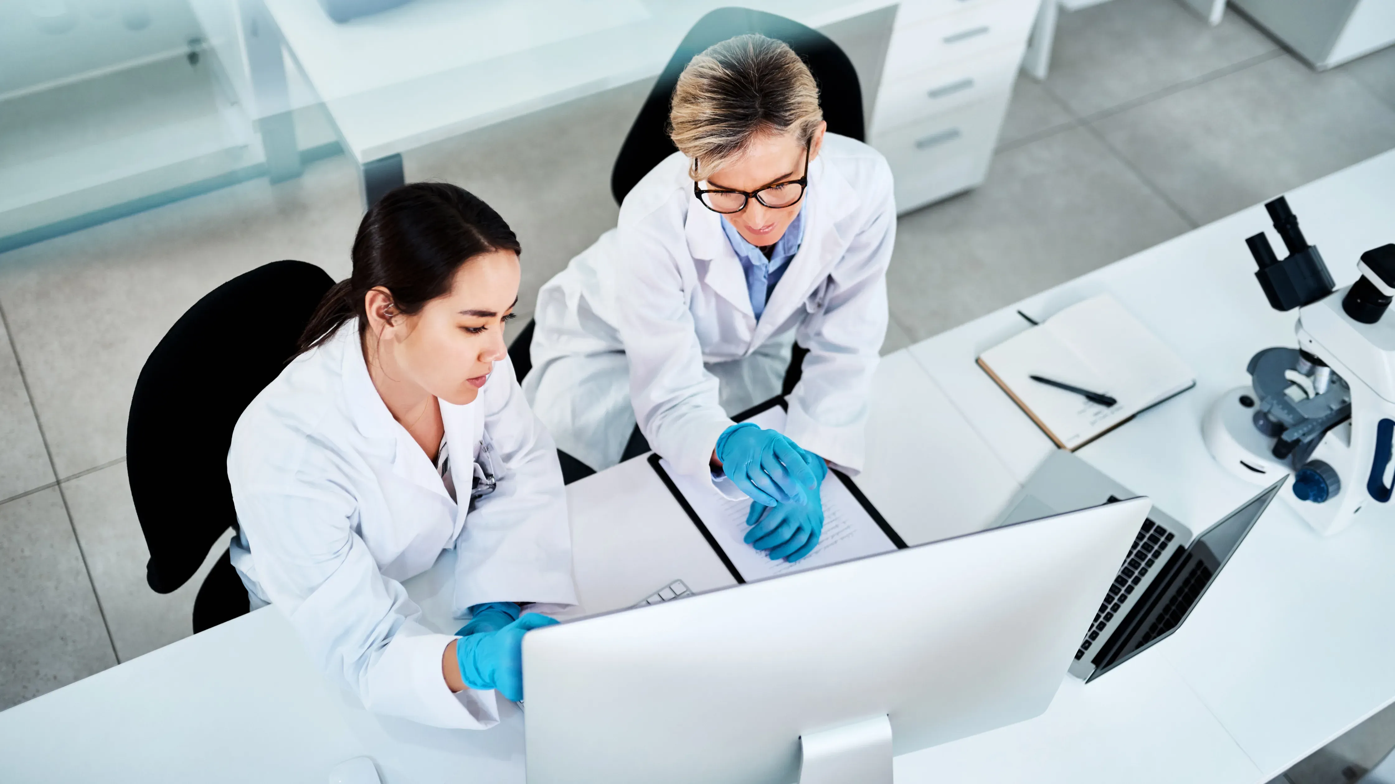 Transforming Pharma: Harnessing Artificial Intelligence in the Pharmaceutical Value Chain image