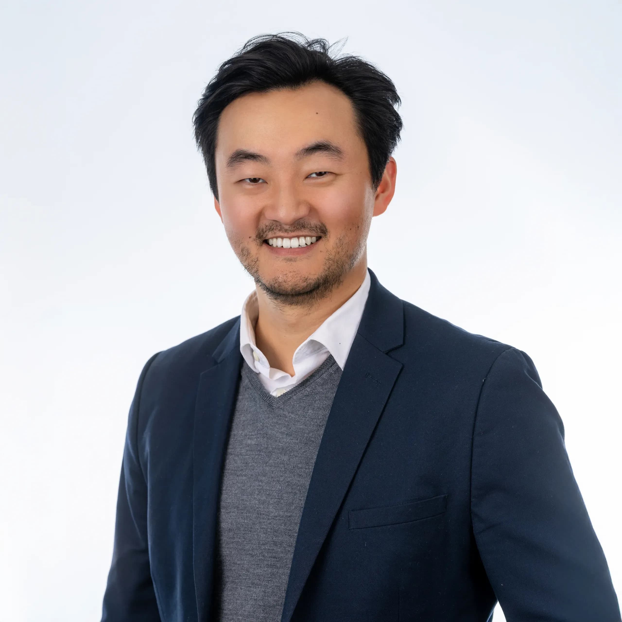 Joshua Y. Li image